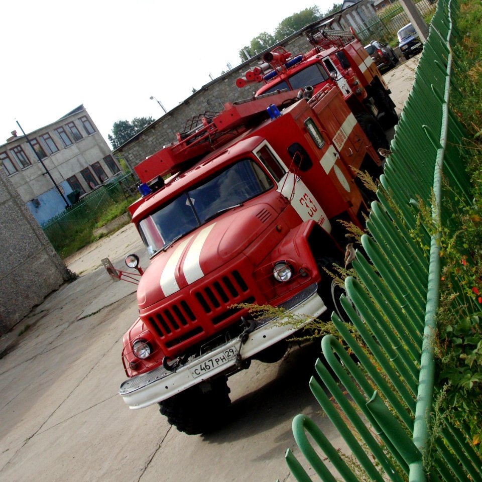 AC 3,0-40 (ZiL-131) Pozhtehnika-Pomor'e, AC-4.0-40 (Ural-43206)