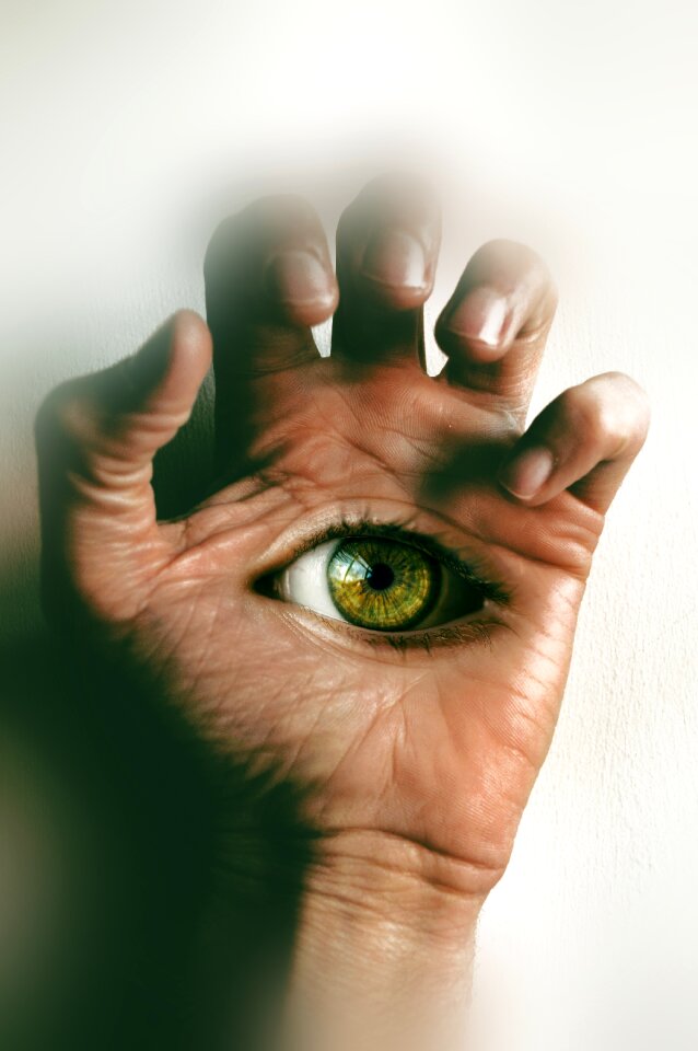 Eye fingers eye open