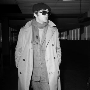 Aankomst Georgie Fame op Schiphol (zanger), Bestanddeelnr 921-0589