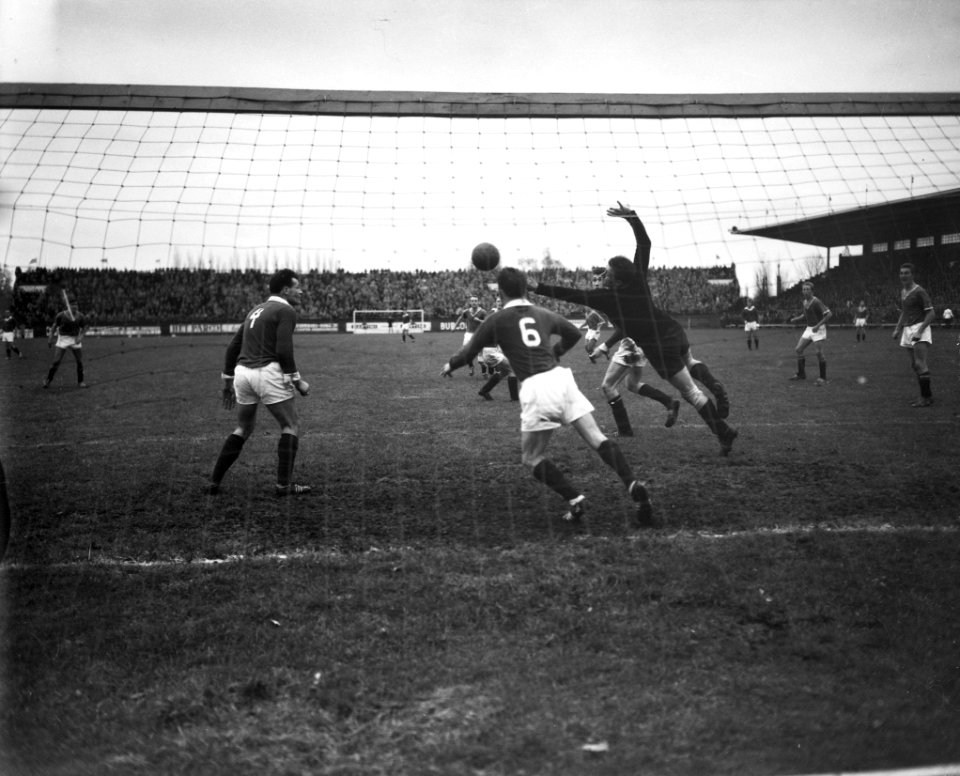 Ajax tegen Rapid 3-2, Bestanddeelnr 910-8253