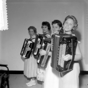 Accordeonconcours (internationaal) te Helmond, Bestanddeelnr 908-9464