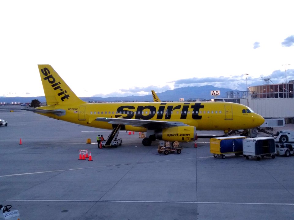 Aircraft N526NK - yellow