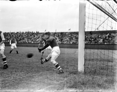 Ajax tegen Rotherkam. Spelmoment, Bestanddeelnr 902-7602