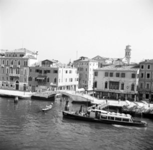 Aankomst in Venetië gefotografeerd vanaf het schip Esperia, Bestanddeelnr 254-2010