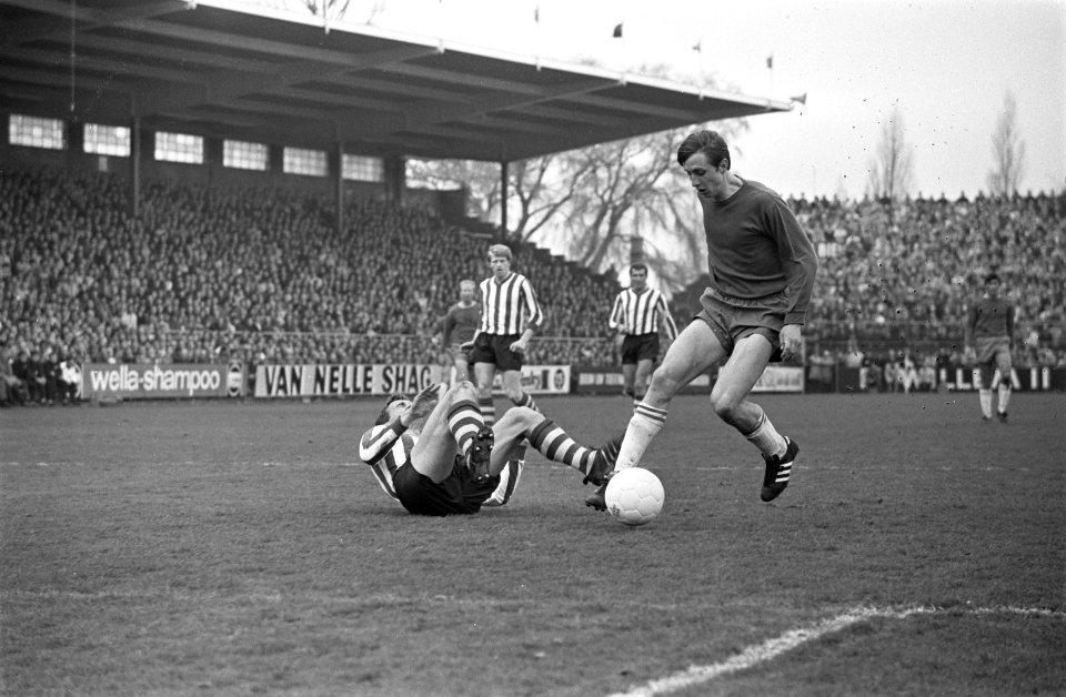 Ajax tegen Sparta 3-0. Cruijff in aktie, Bestanddeelnr 921-2551