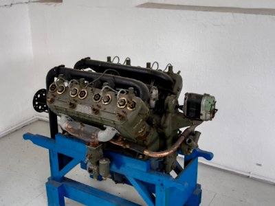 Aircraft engines at the Royal Military Museum pic2