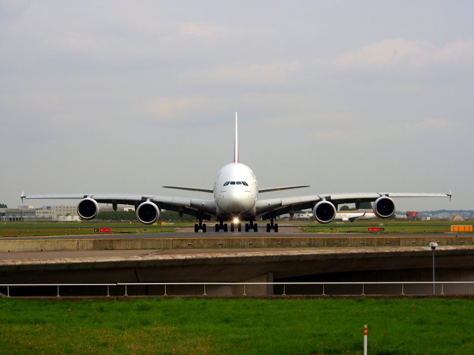 A6-EDW Emirates Airbus A380-861 - cn 103 taxiing 14july2013 pic-001