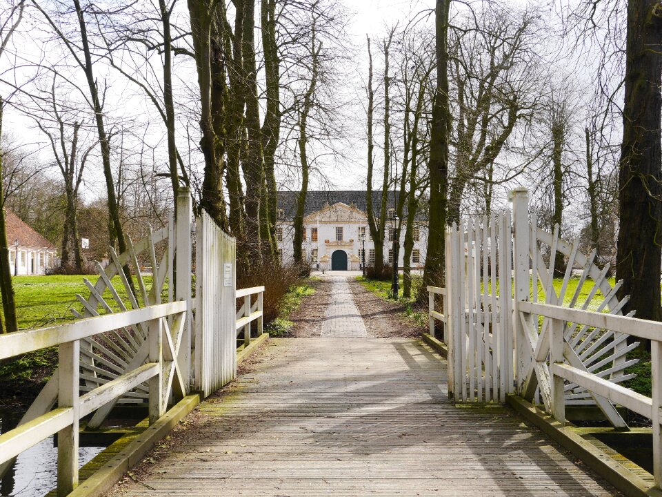 Estate boarding school school