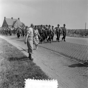 1e Dag Vierdaagse Lenk div. flitsen, Bestanddeelnr 905-2345