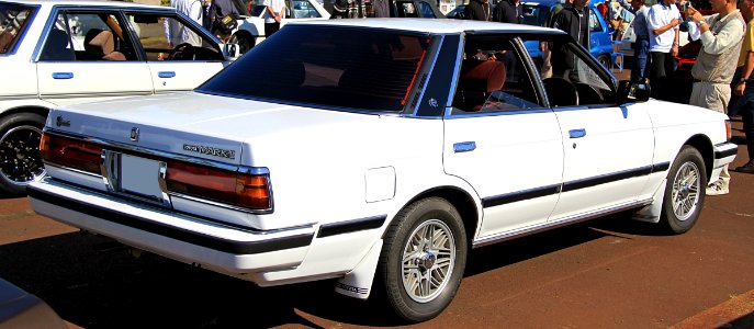 1988 Toyota Mark II Grande rear photo