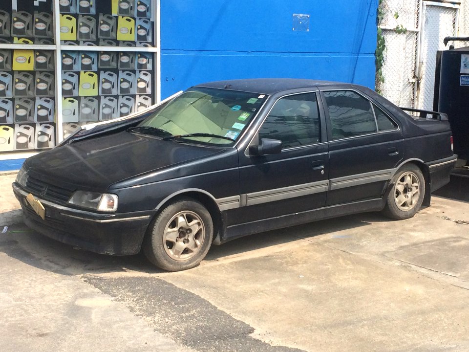 1989-1990 Peugeot 405 GR Sedan (28-03-2018) 01