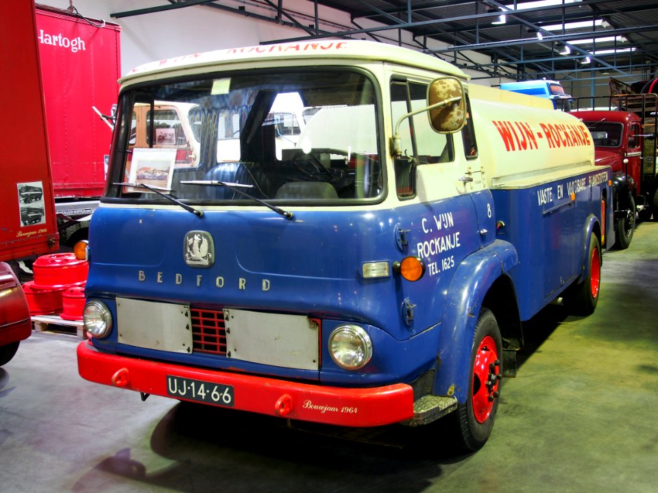 1964 Bedford truck, pic2