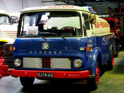 1964 Bedford truck, pic1