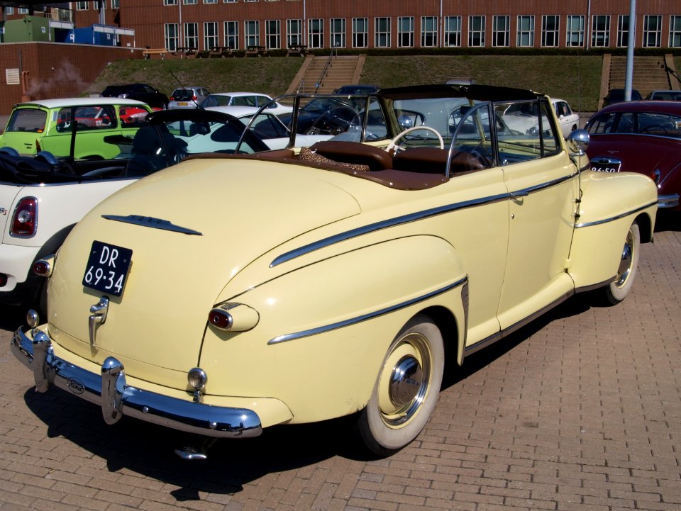 1947Ford V8 Cabrio, licence registration DR-69-34, pic 9