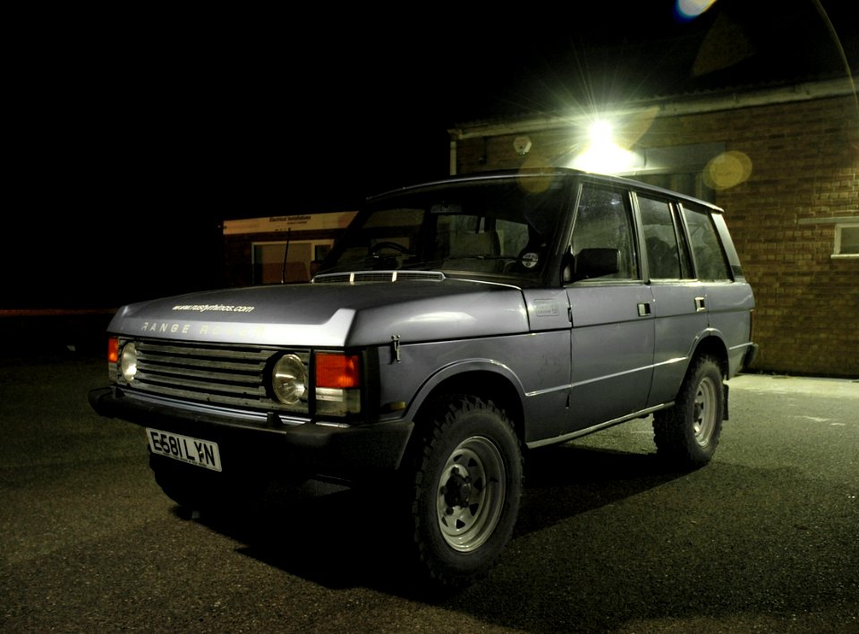 1987 Range Rover minus skirts 2