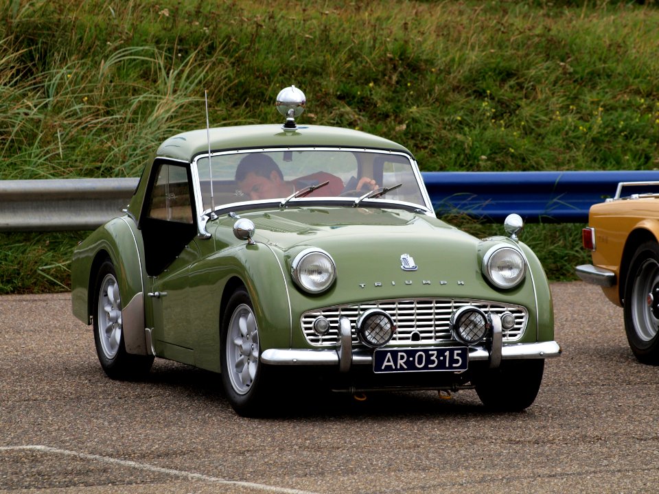 1960 Triumph TR3 pic3