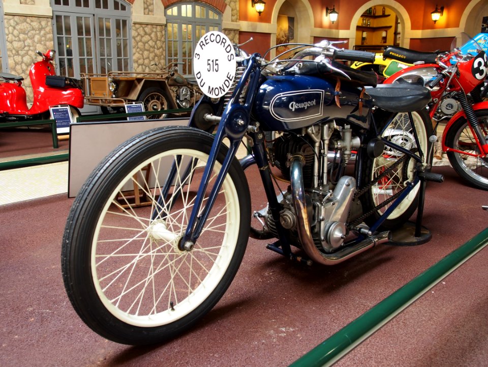 1934 Peugeot 515 Records photo 2