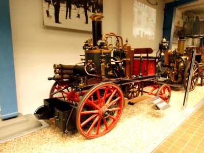 1914 Horse-drawn Smekal steam fire engine pic1