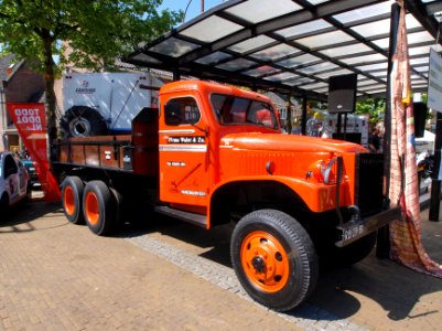 1943 GMC-MIDAS CCKW353 at the SPECIAAL Auto Evenement Nijkerk 2011, pic3