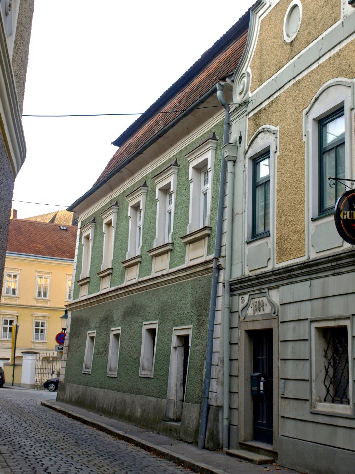 2013.10.19 - Ybbs an der Donau - Bürgerhaus mit Hauszeichen Schiffmeisterplatz 7 - 01