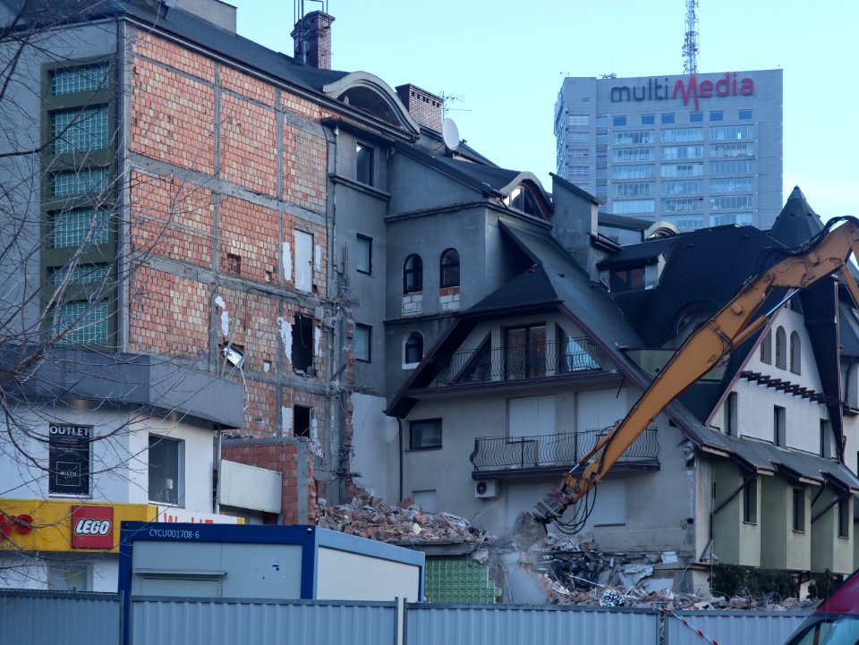 20-12-2019 Warszawa rozbiórka Czarnego Kota, 2