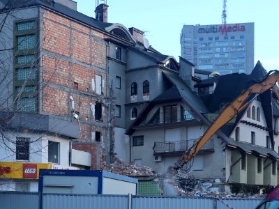 20-12-2019 Warszawa rozbiórka Czarnego Kota, 2