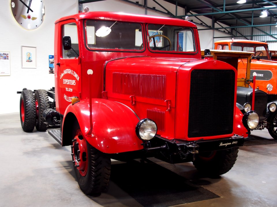 1943 Mercedes truck, pic1
