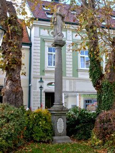 2013.10.21 - Ybbs an der Donau - Mariensäule mit Maria Immaculata - 01