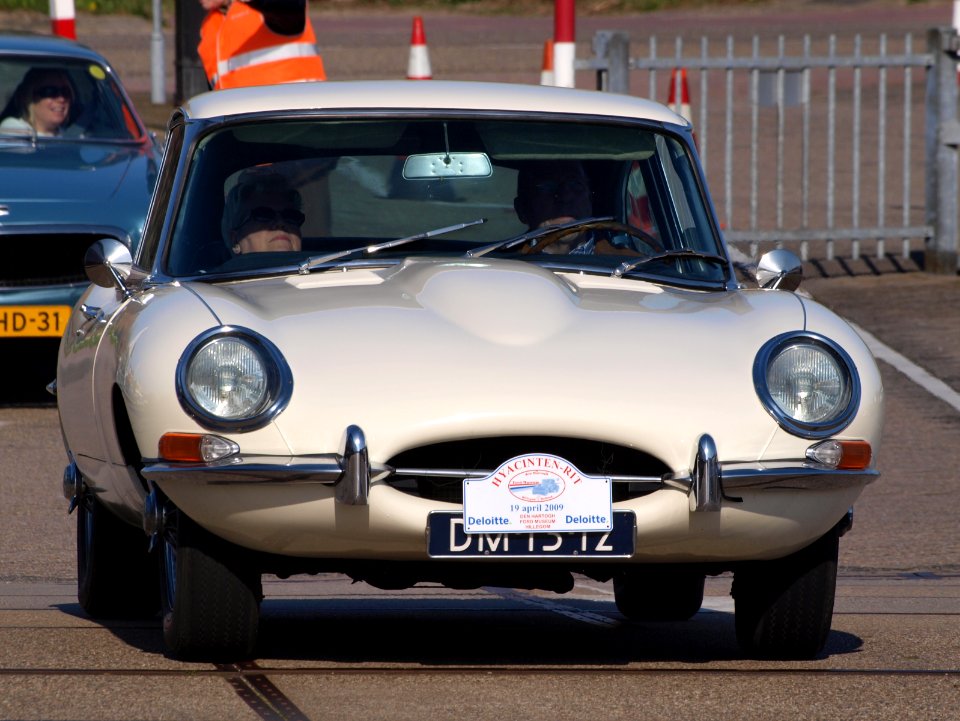 1967 Jaguar E-TYPE 4,2 LITRE 2+2, Dutch licence registration DM-13-12, pic3