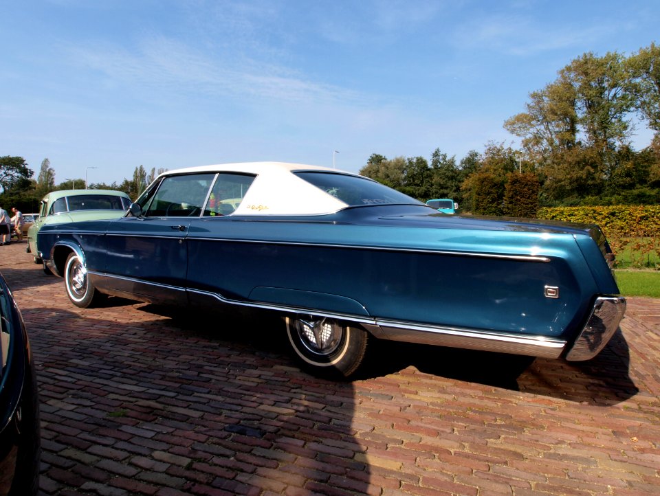 1968 Chrysler New Yorker photo-14