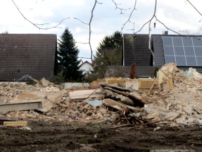 20140211Abriss Neulussheim1