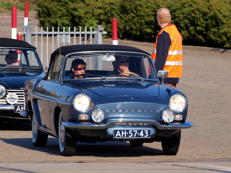 1968 Renault R 1133 Caravelle, Dutch licence registration AH-57-43, pic 4