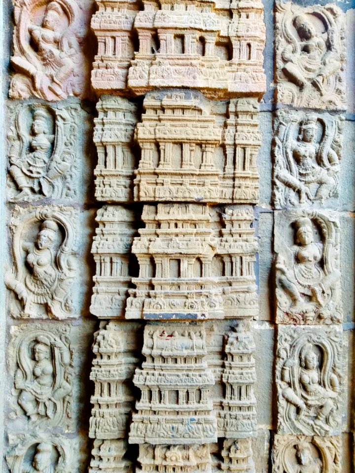 16th century Prahlada Varada Narasimha temple, Lower Ahobilam, Andhra Pradesh India - 03