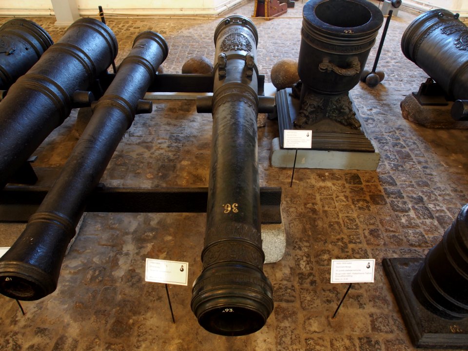 16th century Oldenburg bronze 12 pounder