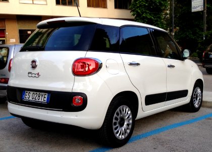 2014 Fiat 500L 1.3 Multijet Pop rear