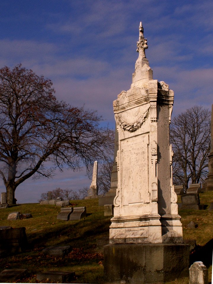 2014-12-22-South-Side-Cemetery-Christian-Nusser-01