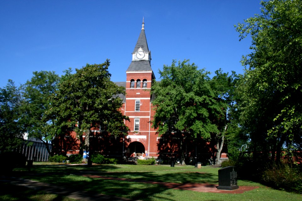 2015-05-15 Morris Brown College Fountain Hall 3