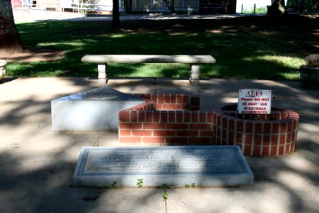 2015-05-15 Morris Brown College Delta Sigma Theta Monument 1