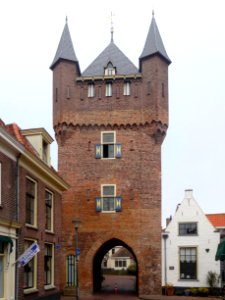 20151027 Dijkpoort met vroedvrouwenhuisje Hattem
