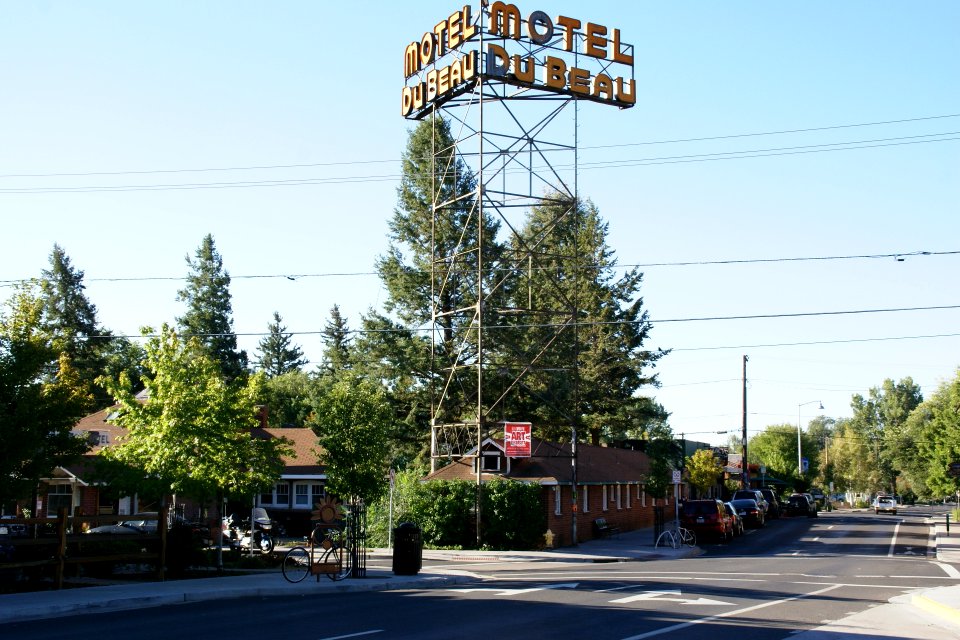2012.09.15.080027 Beaver Street Flagstaff Arizona