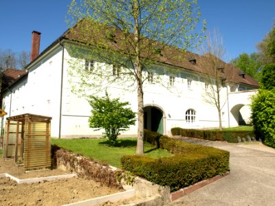 2012.04.28 - St. Martin-Karlsbach - Pfarrhof - 01