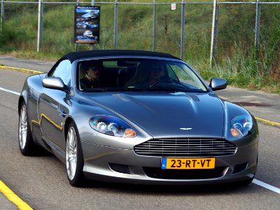 2005 ASTON-MARTIN DB9 VOLANTE, licence 23-RT-VT, pic1