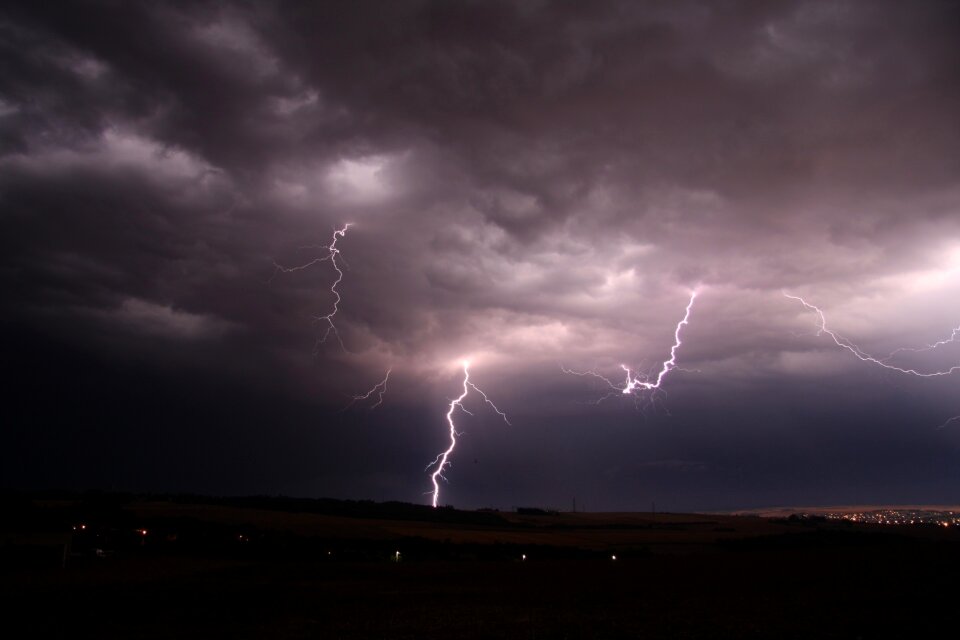 France thunderstorms lightning