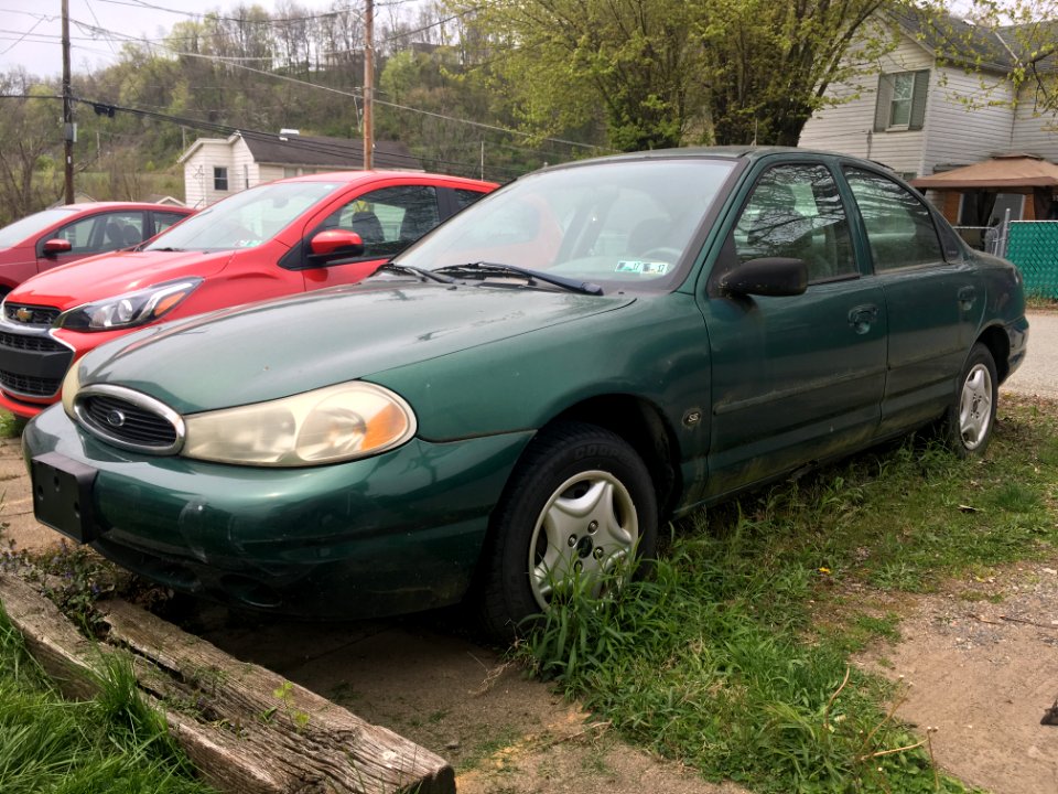 2000 Ford Contour, front left, 4-24-2021