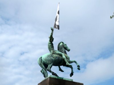20160527Ulanendenkmal Staden2