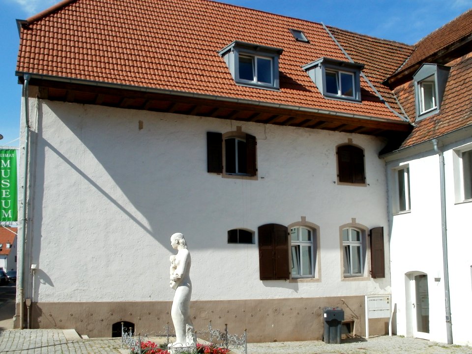 20110818Augustunerstr5-7 St Arnual3