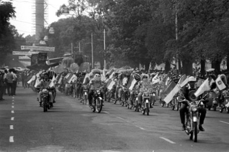 Indonesie, Djakarta, optocht, Bestanddeelnr 924-8357