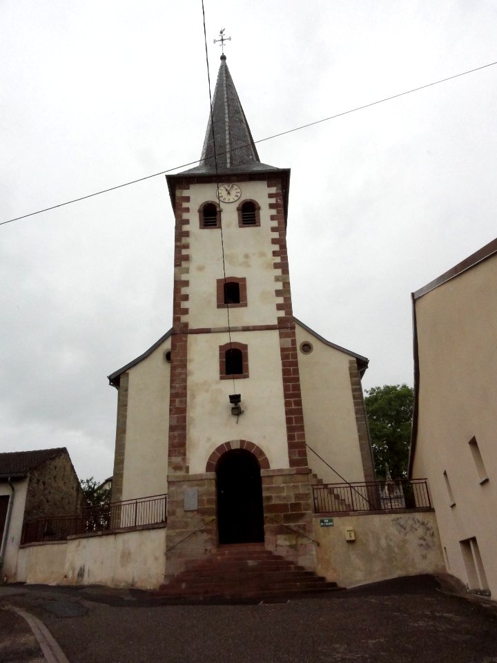Hertzing (Moselle) église extérieur