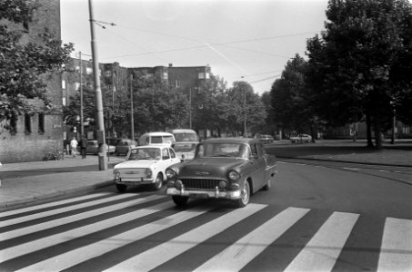 Het circuit met rechtsachter de Bernard Kochstraat , die voor alle verkeer dicht, Bestanddeelnr 921-6160
