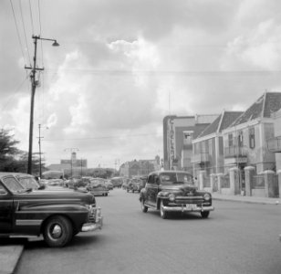 Het Wilhelminaplein in Willemstad op Curaçao, Bestanddeelnr 252-7102